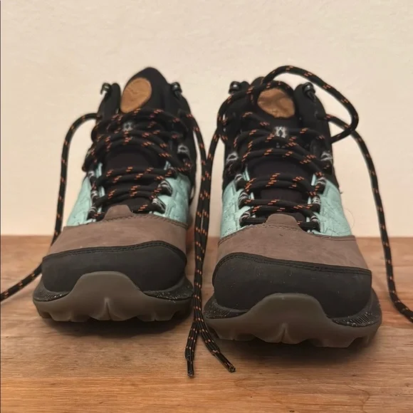 Merrell Zion Waterproof Mid Women's 7.5 Unlikely Hikers Collab Hiking Boots - Picture 2 of 10
